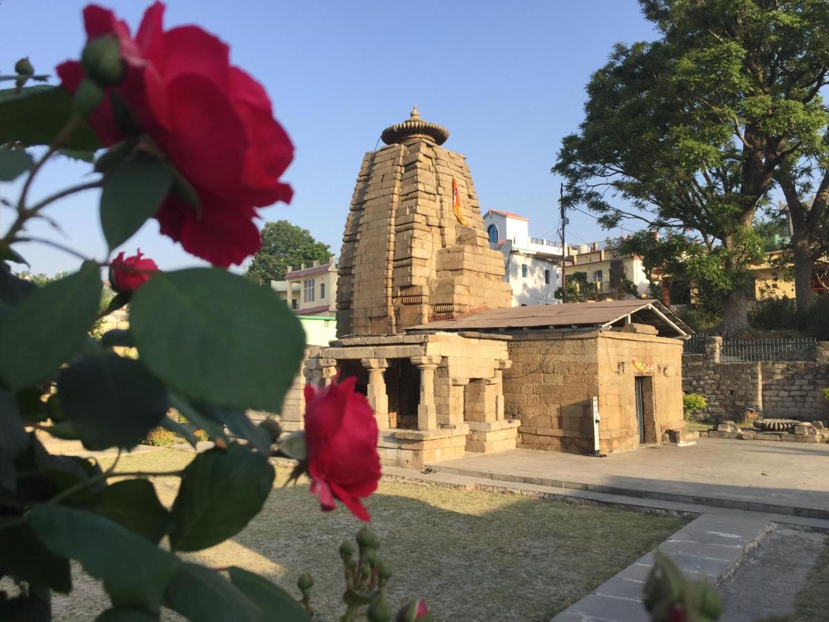 Katyuri Kings Divine Stay- Babaji'S Cave Dwarahat Exterior foto