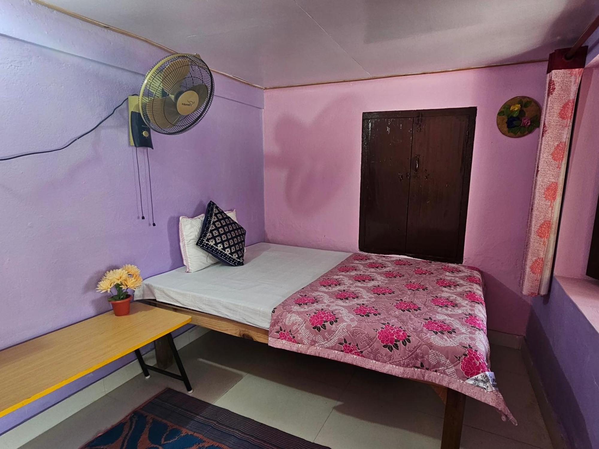 Katyuri Kings Divine Stay- Babaji'S Cave Dwarahat Zimmer foto